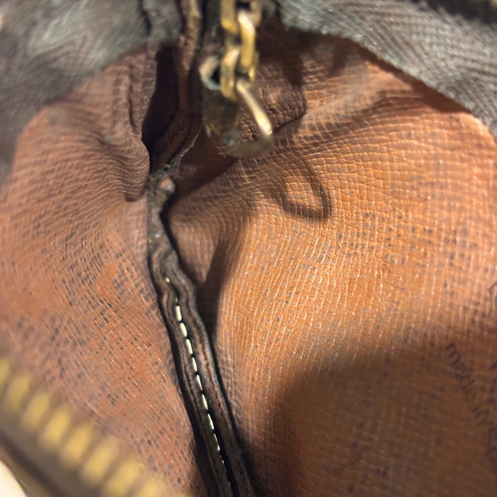 Louis Vuitton LV Vintage Pochette Cles Key Pouch W/ Box - Picture 11 of 12